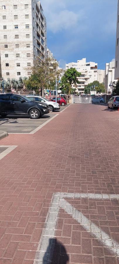Apartment 2 Bedrooms Central Location Ashdod Exterior photo
